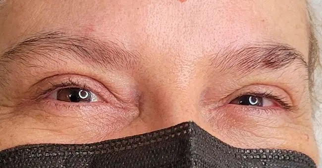 Delineado de ojos y microblading: antes