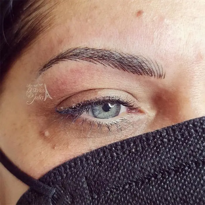 Cómo elegir dónde hacerte el microblading